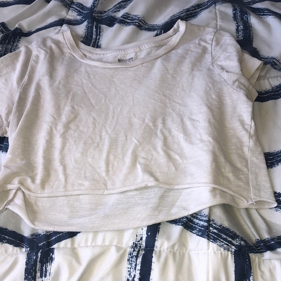 Mossimo Supply Co. Other - WHITE CROP TOP THATS SUPER FLOWY